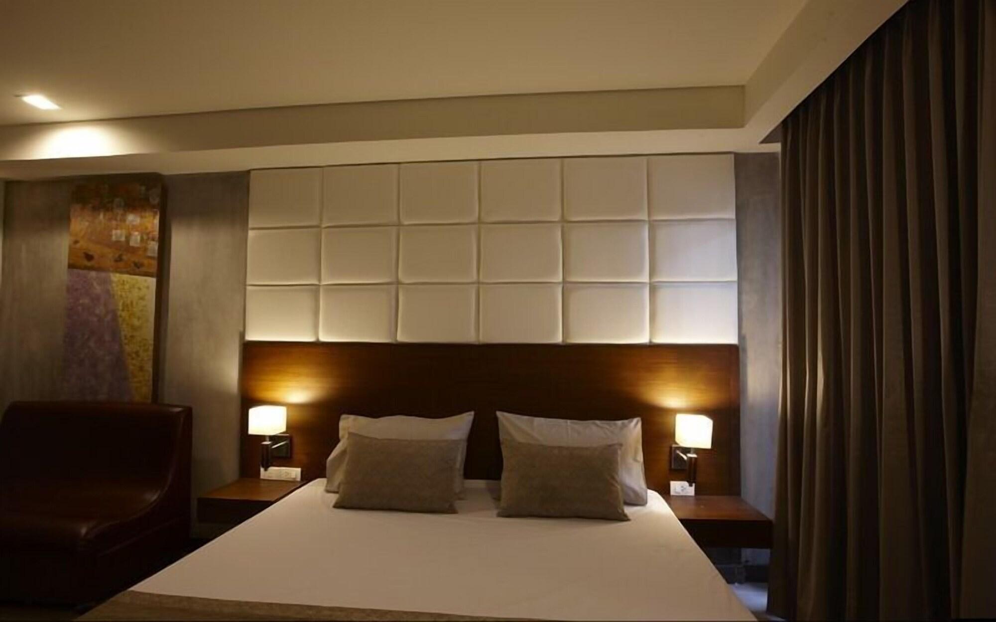 Collection O The Bangkok Cha Cha Suite Dış mekan fotoğraf