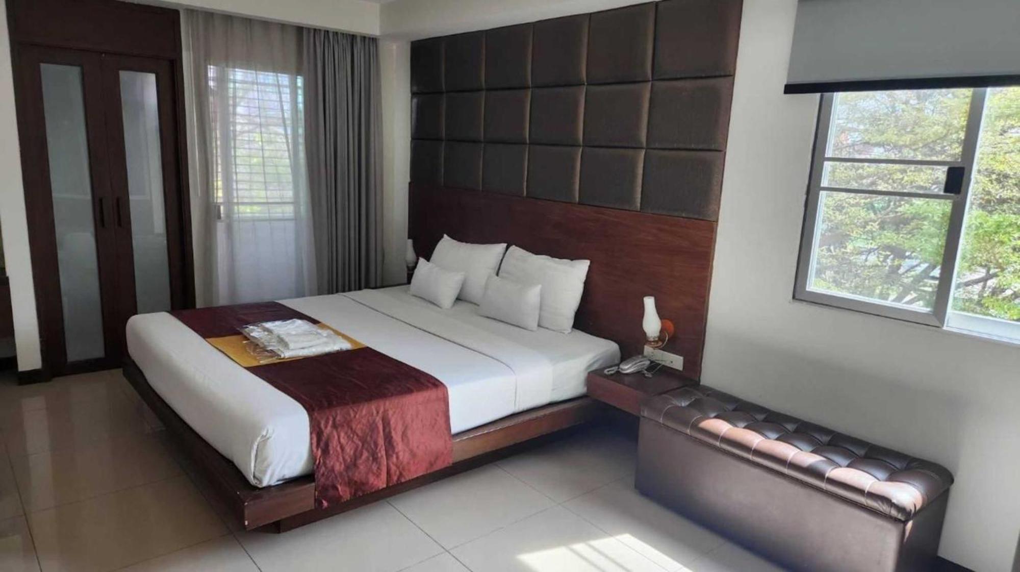 Collection O The Bangkok Cha Cha Suite Dış mekan fotoğraf